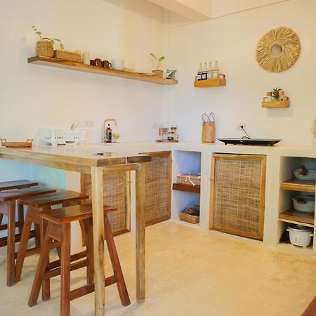 Greenhouse Siargao Roadside Boutique Apartments General Luna  Εξωτερικό φωτογραφία