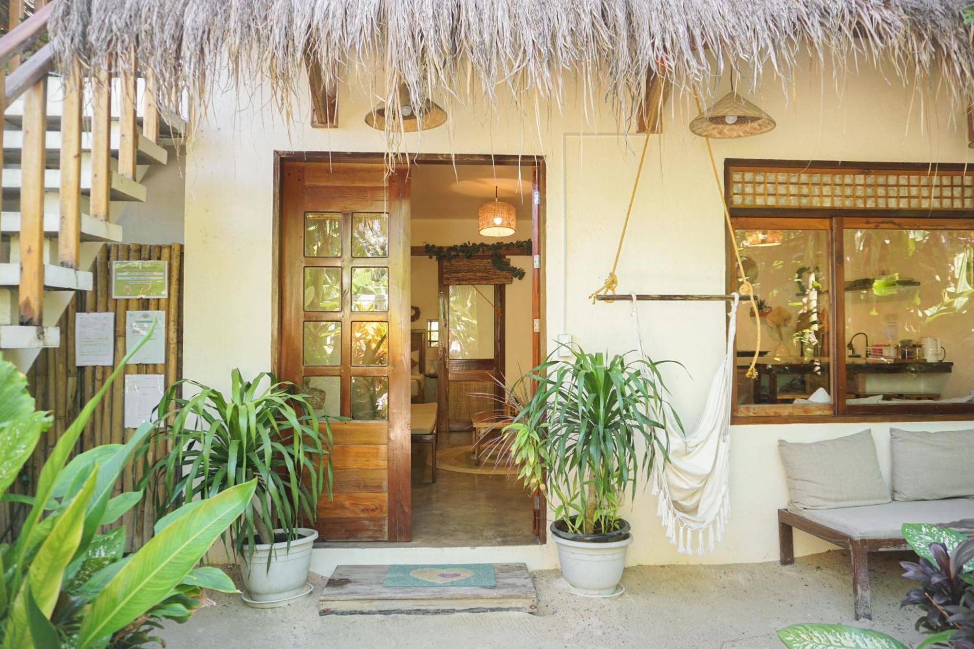 Greenhouse Siargao Roadside Boutique Apartments General Luna  Εξωτερικό φωτογραφία