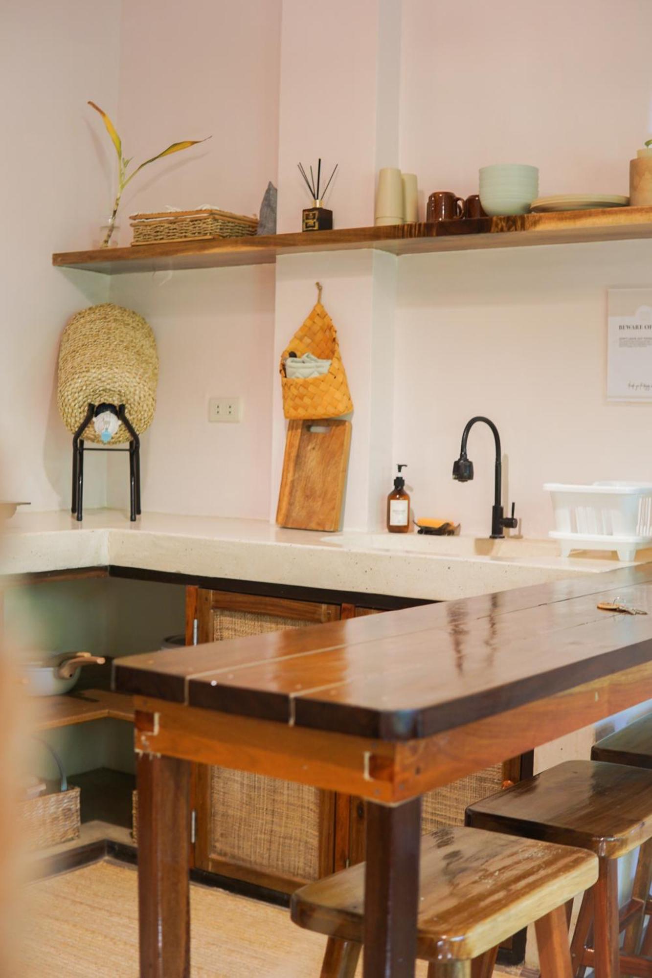 Greenhouse Siargao Roadside Boutique Apartments General Luna  Εξωτερικό φωτογραφία